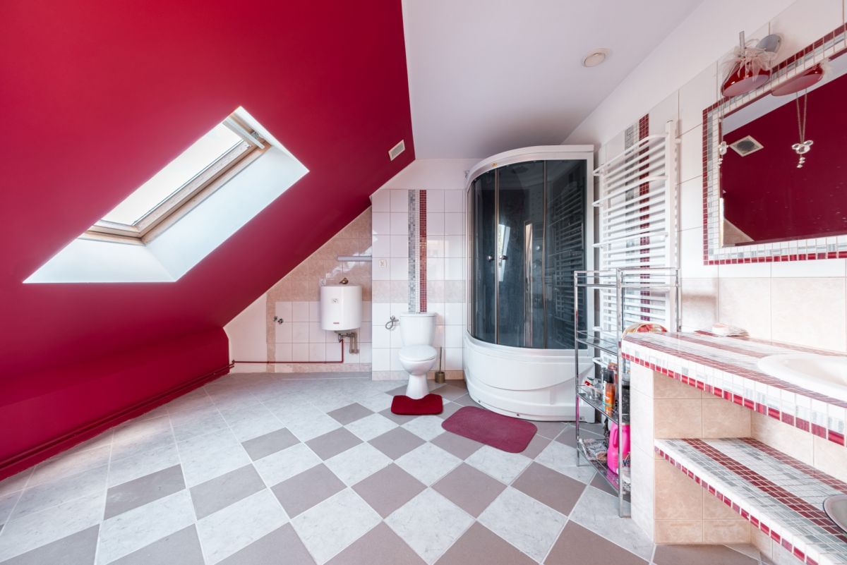 Dom 6 pokojowe na Sprzedaż