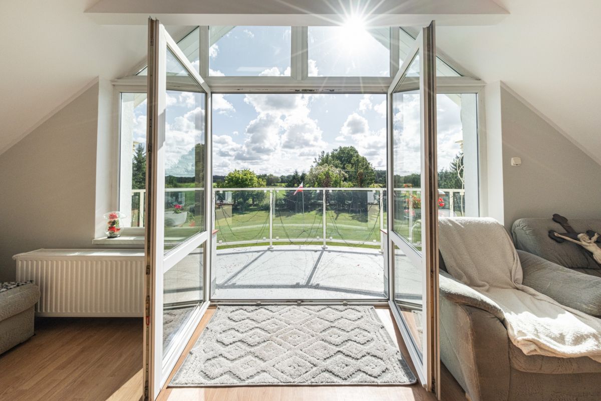 Dom 6 pokojowe na Sprzedaż