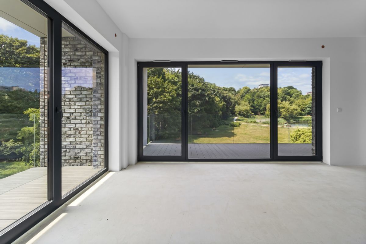 Mieszkanie 4 pokojowe na Sprzedaż