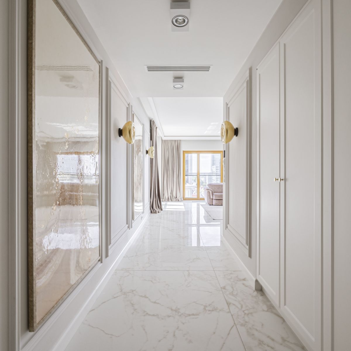 Mieszkanie 5 pokojowe na Sprzedaż