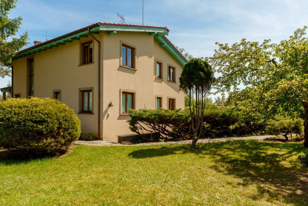 Lokal użytkowy  pokojowe na Sprzedaż