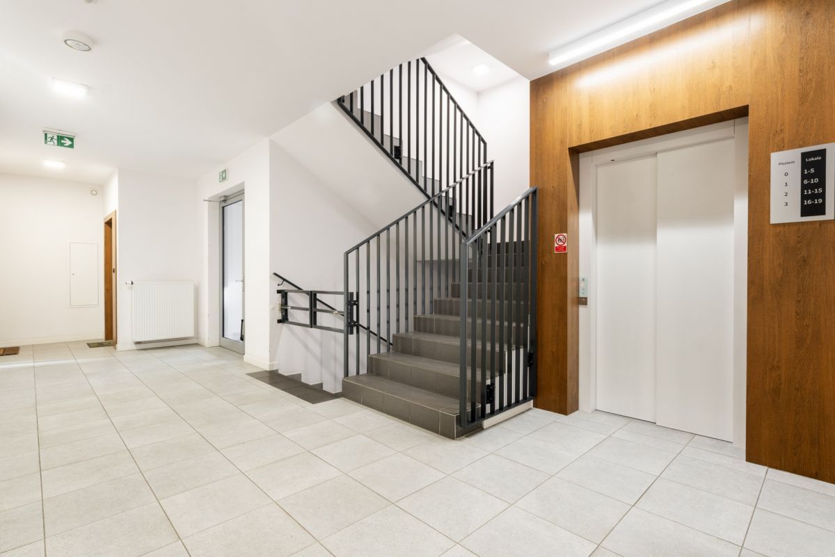 Mieszkanie 4 pokojowe na Sprzedaż