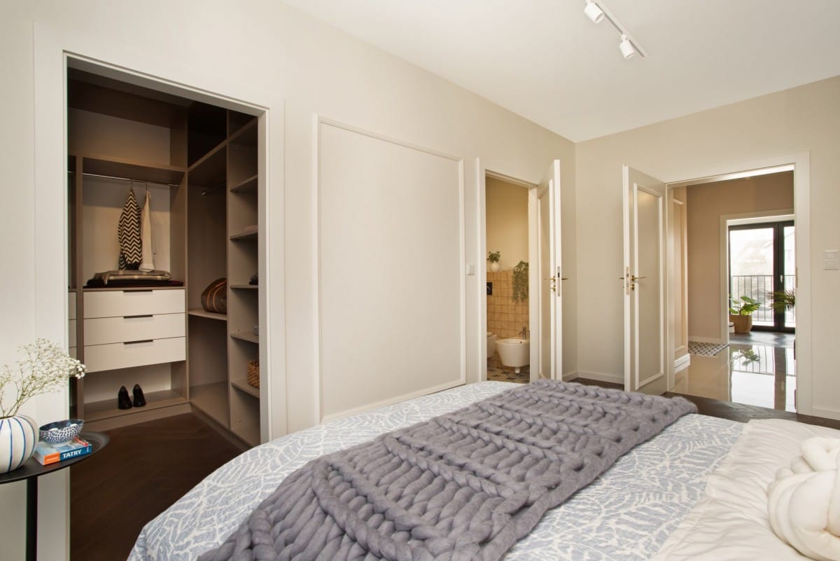 Mieszkanie 4 pokojowe na Sprzedaż