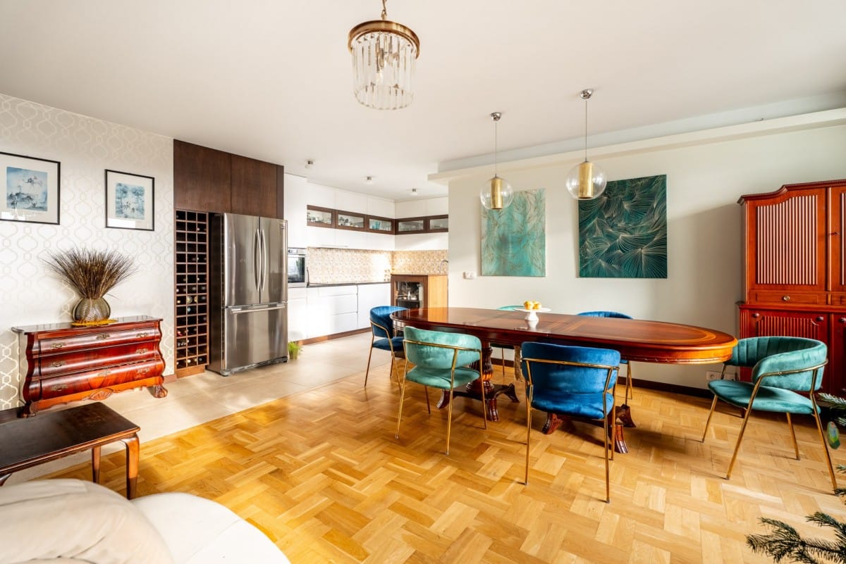 Mieszkanie 4 pokojowe na Wynajem