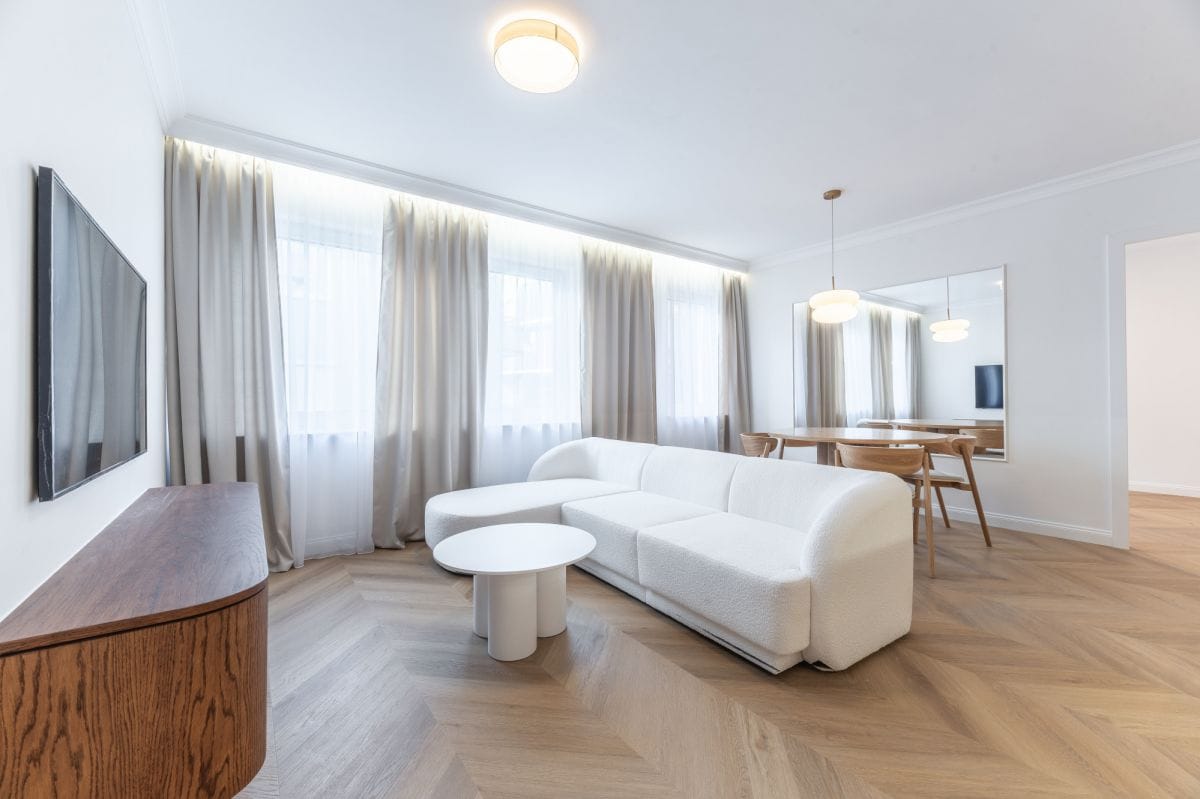 Mieszkanie 4 pokojowe na Sprzedaż