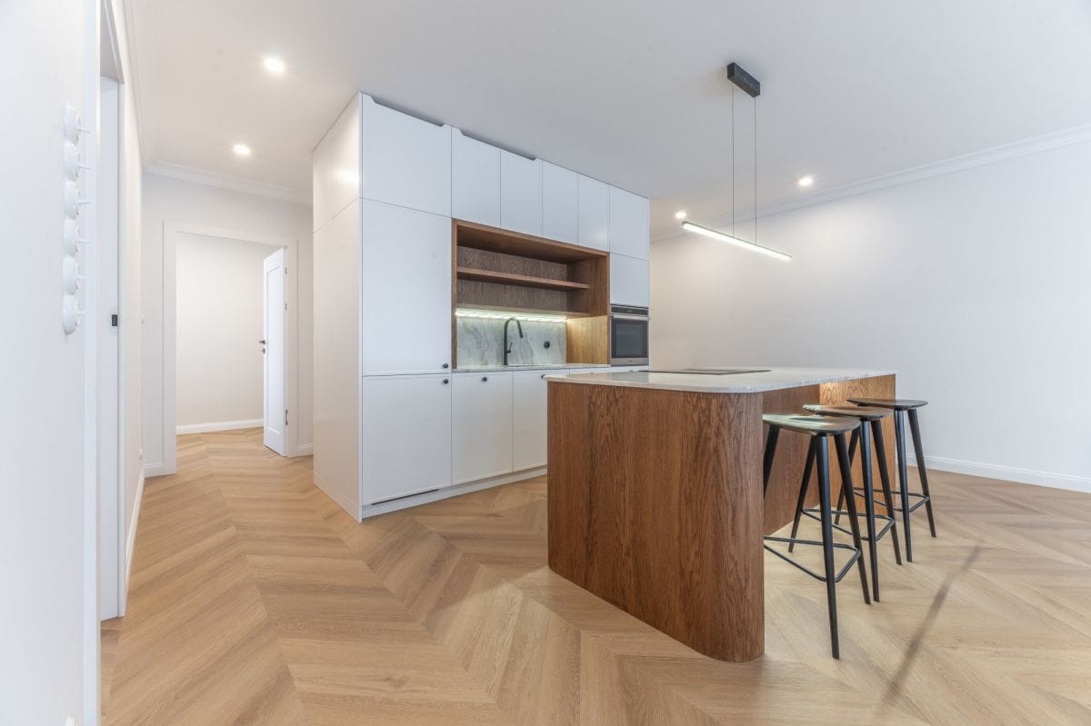 Mieszkanie 4 pokojowe na Sprzedaż