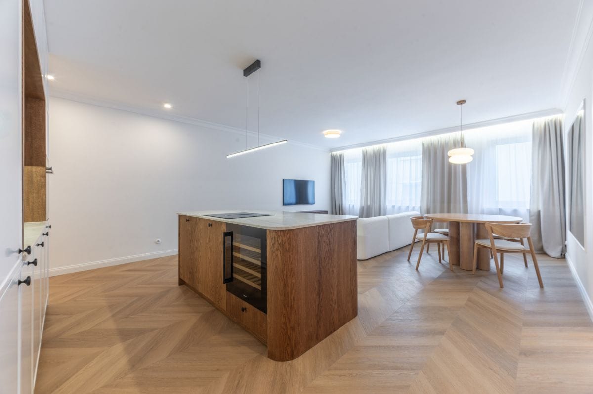 Mieszkanie 4 pokojowe na Sprzedaż