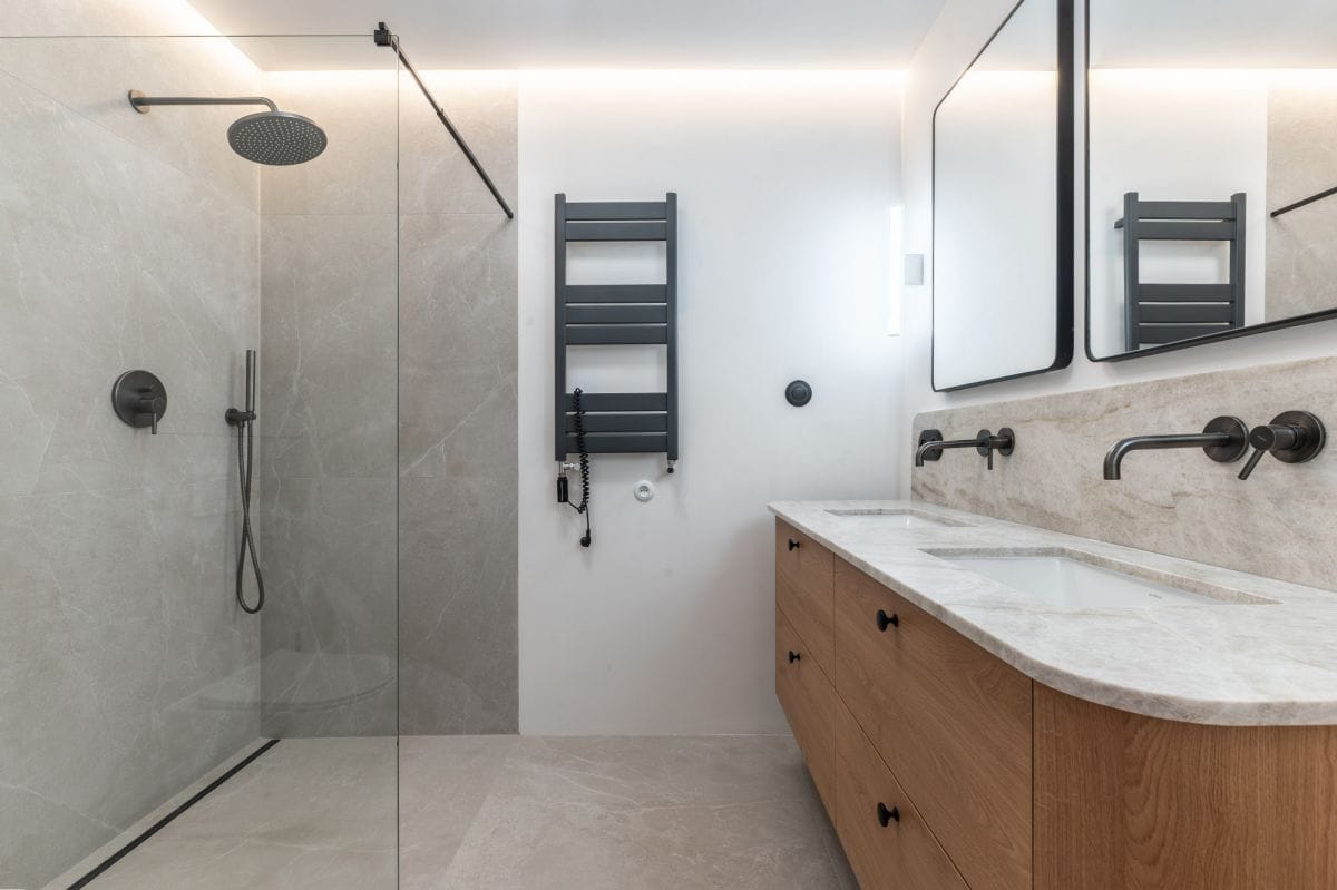 Mieszkanie 4 pokojowe na Sprzedaż