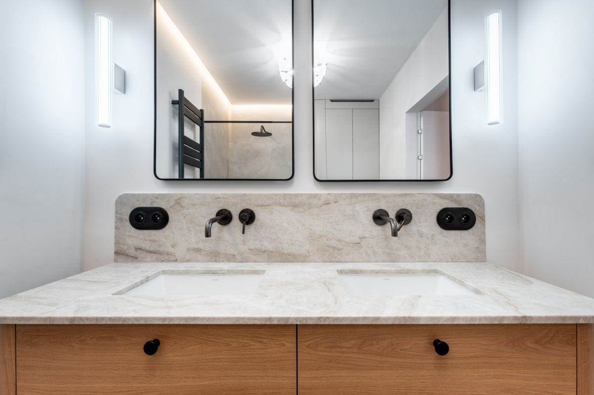 Mieszkanie 4 pokojowe na Sprzedaż