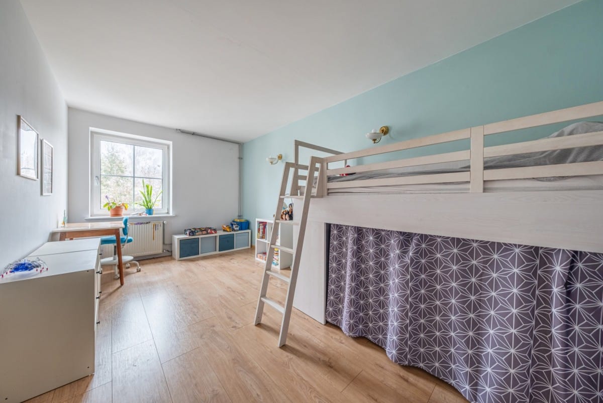 Dom 6 pokojowe na Sprzedaż