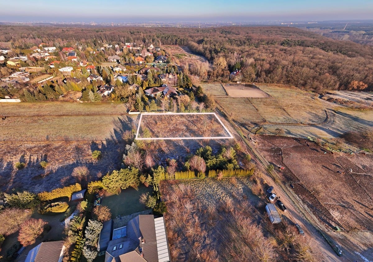 Działka  pokojowe na Sprzedaż