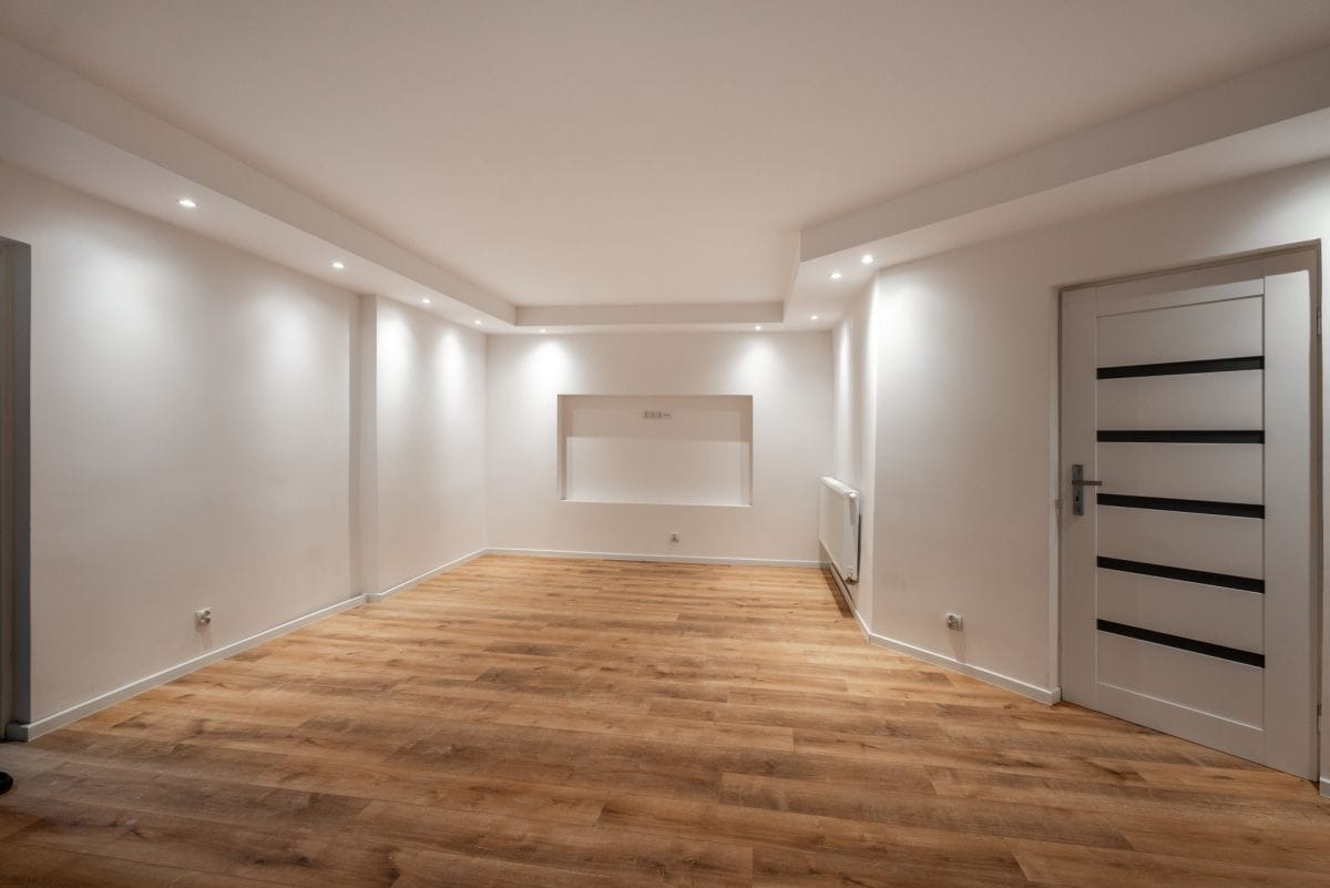 Dom 7 pokojowe na Sprzedaż