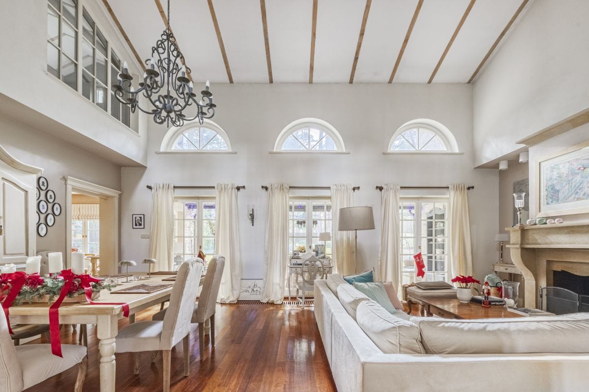 Dom 7 pokojowe na Sprzedaż