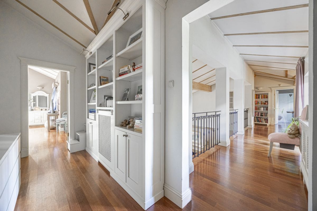 Dom 7 pokojowe na Sprzedaż