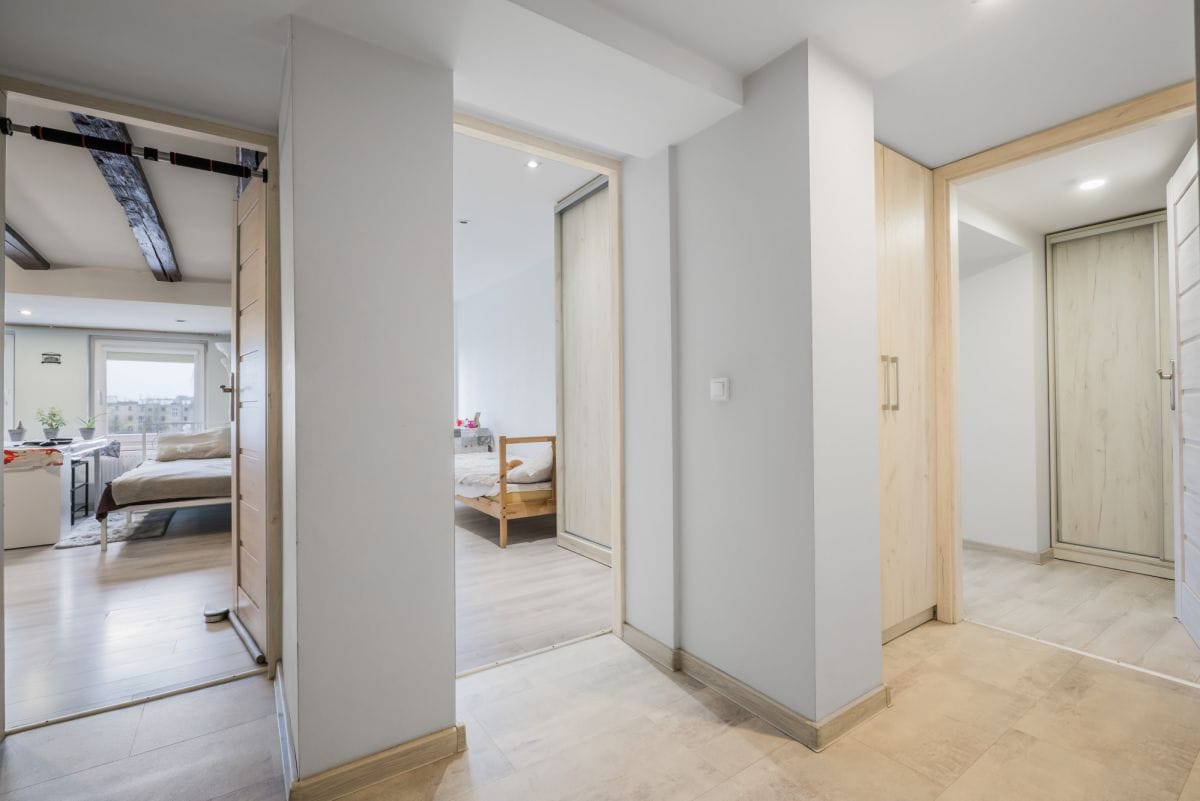 Mieszkanie 4 pokojowe na Sprzedaż