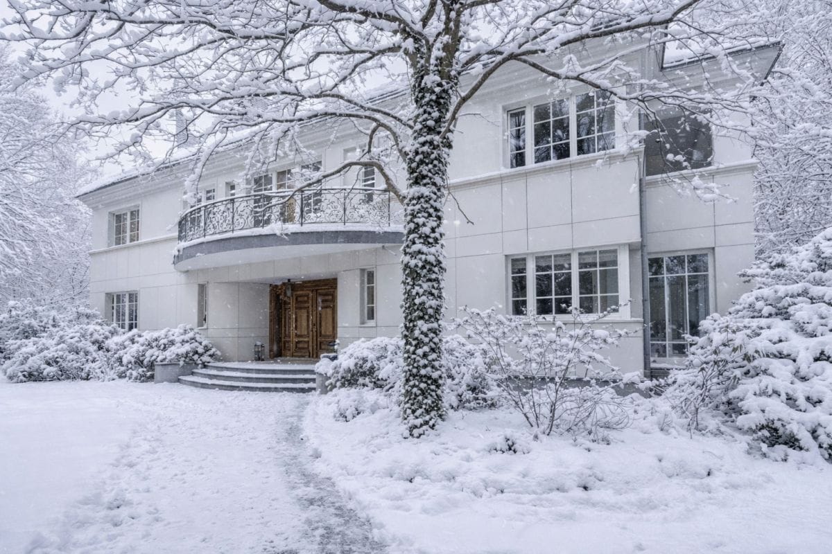 Dom 10 pokojowe na Sprzedaż