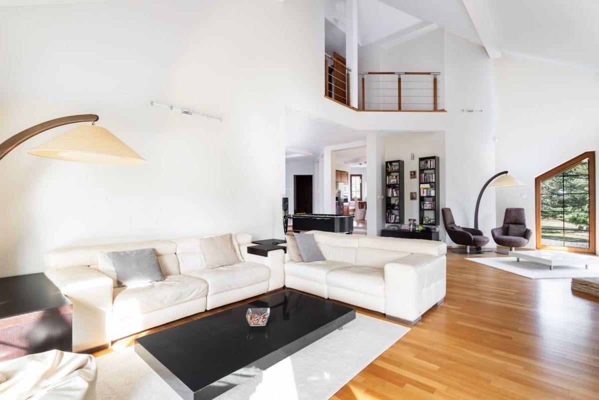 Dom 5 pokojowe na Sprzedaż