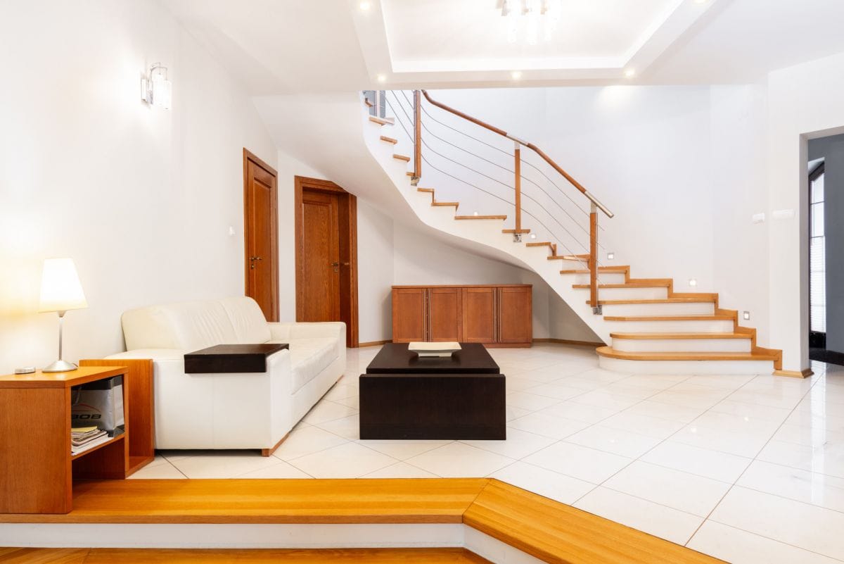 Dom 5 pokojowe na Sprzedaż