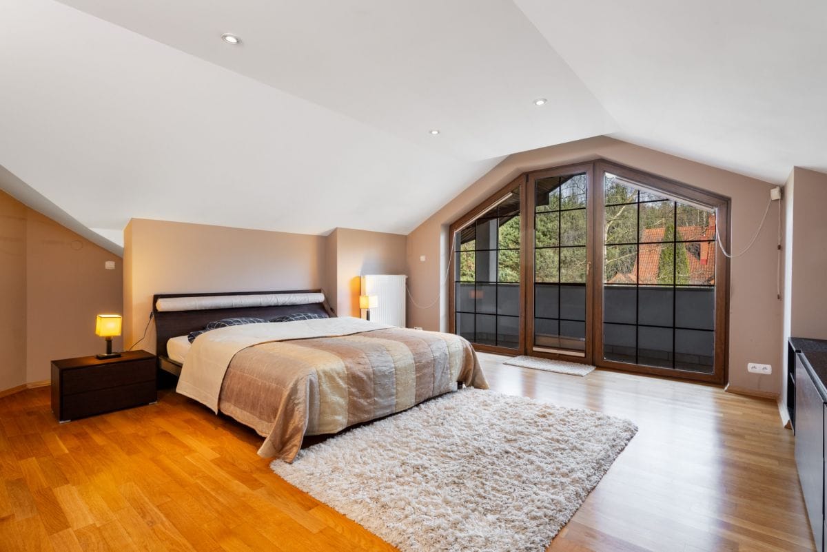 Dom 5 pokojowe na Sprzedaż