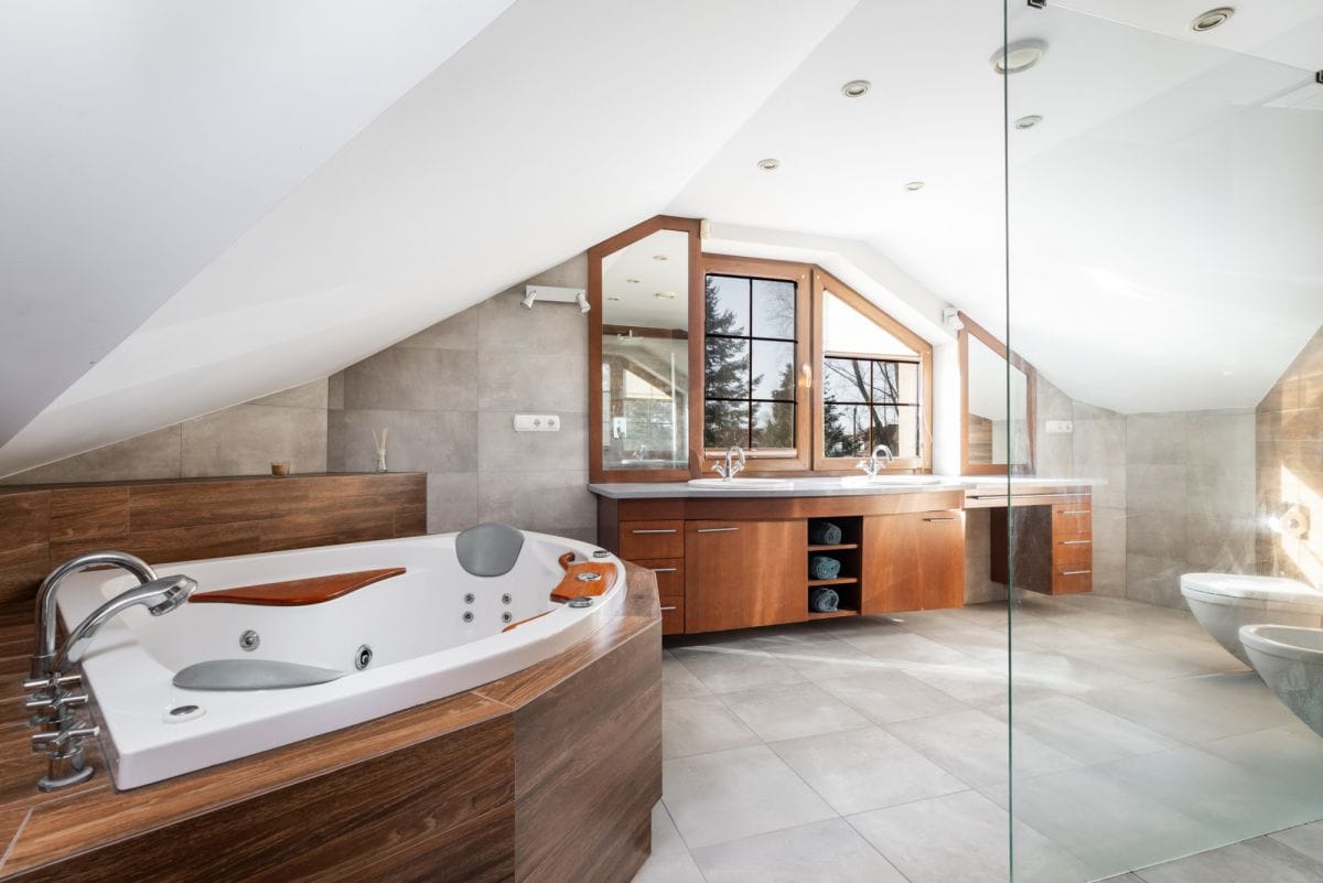 Dom 5 pokojowe na Sprzedaż