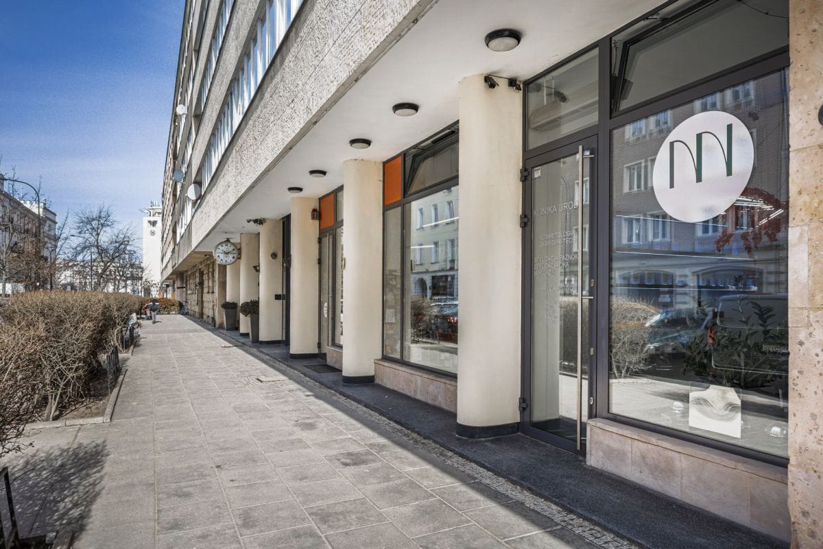 Lokal użytkowy  pokojowe na Sprzedaż