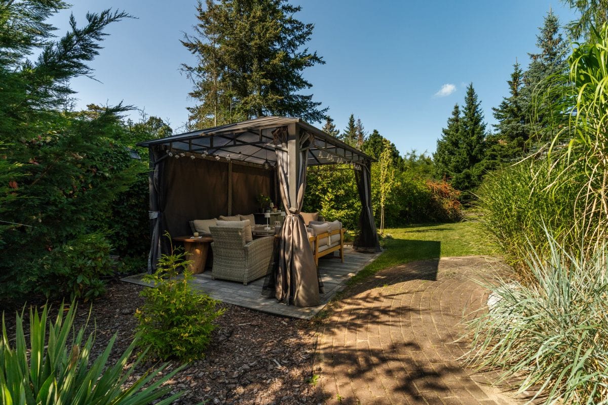 Dom 8 pokojowe na Sprzedaż