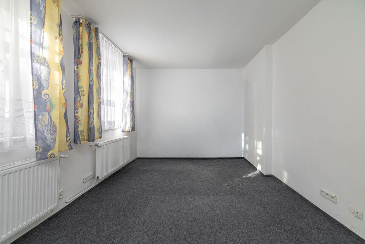 Mieszkanie 4 pokojowe na Sprzedaż