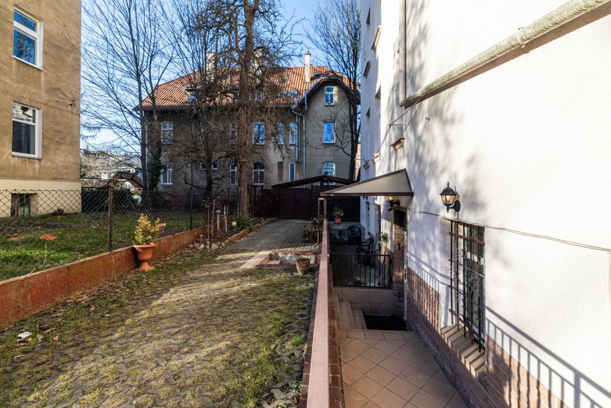 Mieszkanie 4 pokojowe na Sprzedaż