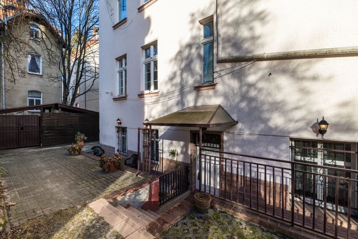 Mieszkanie 4 pokojowe na Sprzedaż