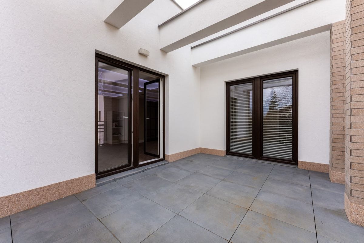 Mieszkanie 4 pokojowe na Sprzedaż