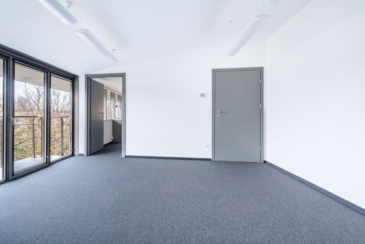 Lokal użytkowy  pokojowe na Wynajem