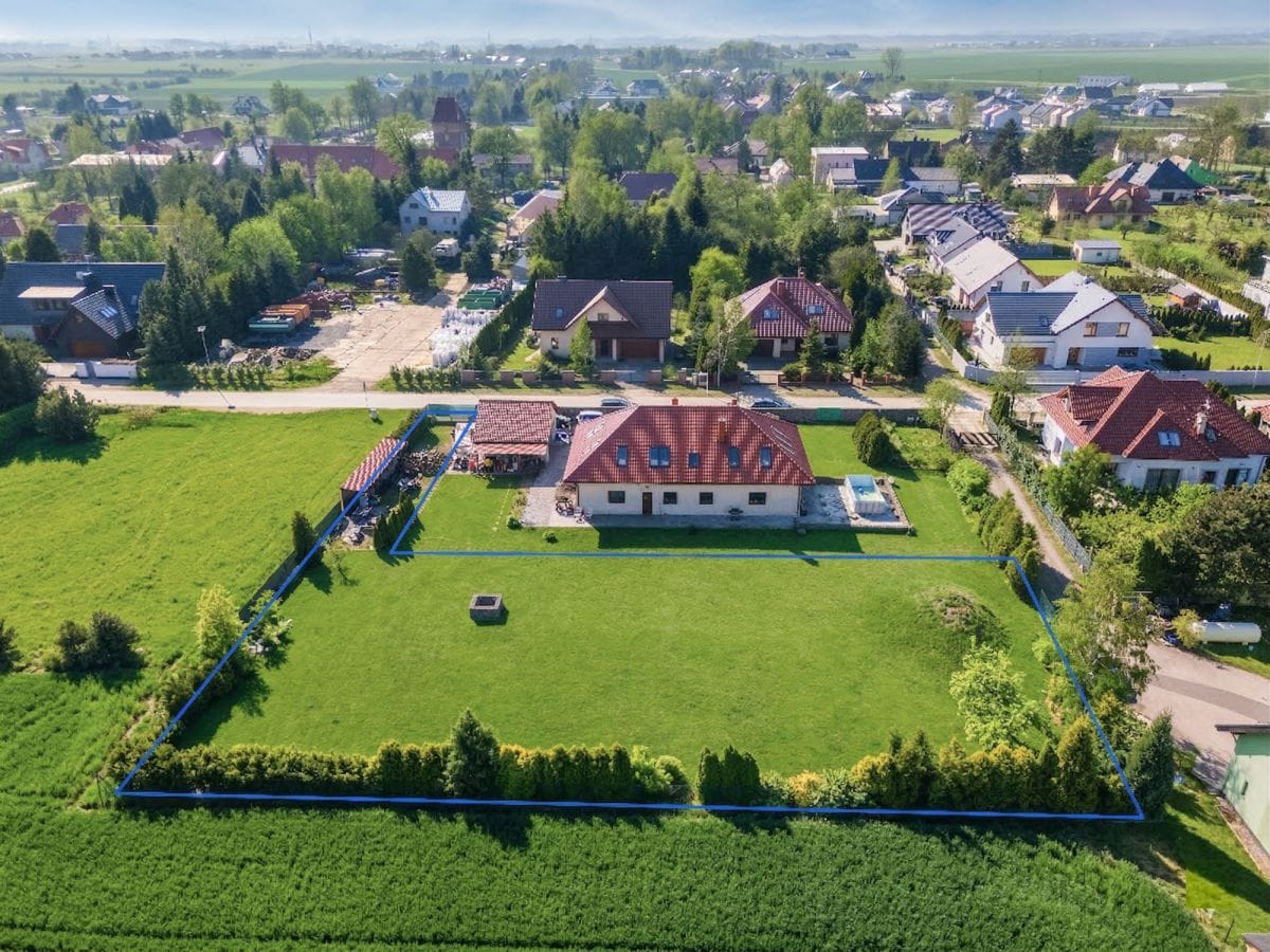 Działka  pokojowe na Sprzedaż