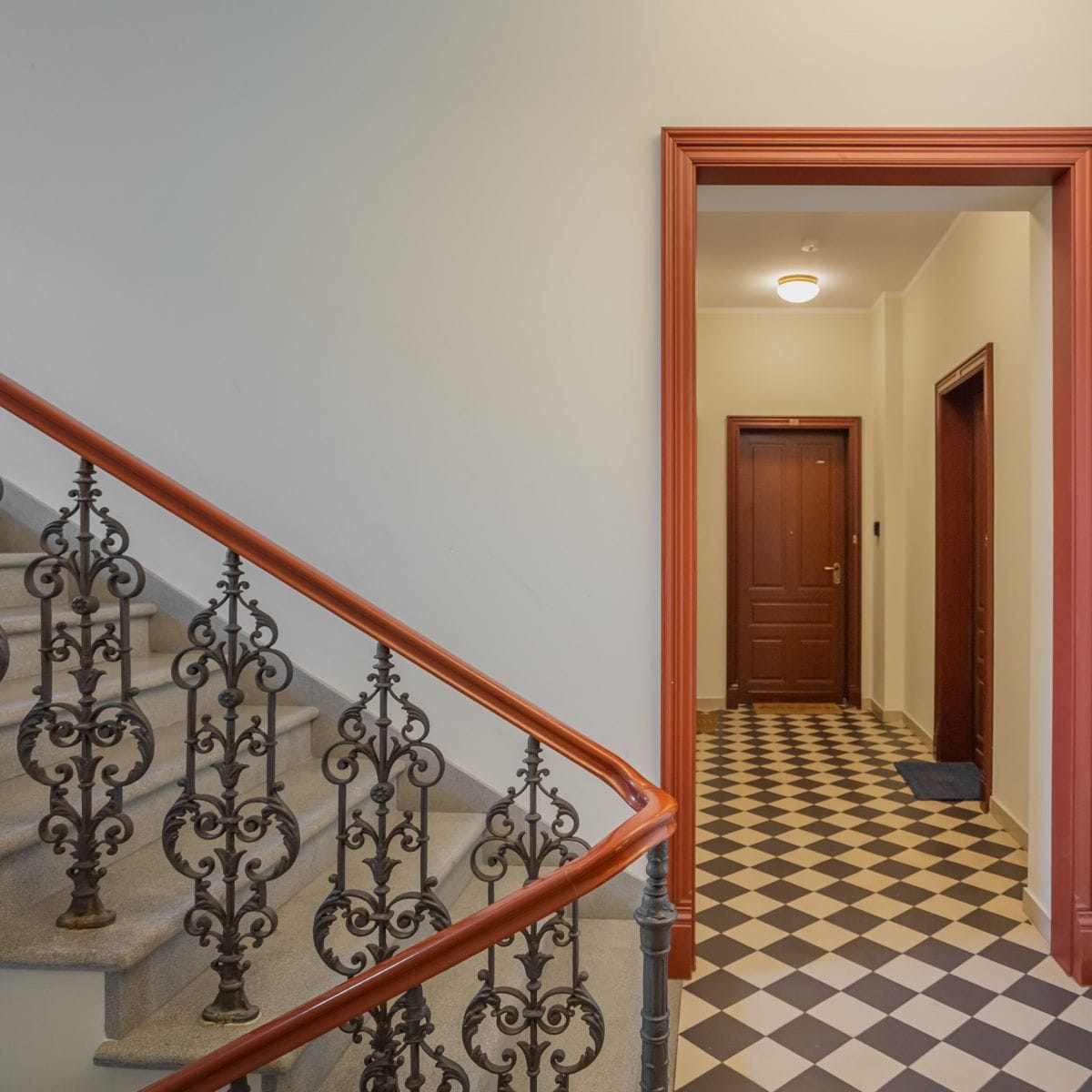 Mieszkanie 4 pokojowe na Sprzedaż