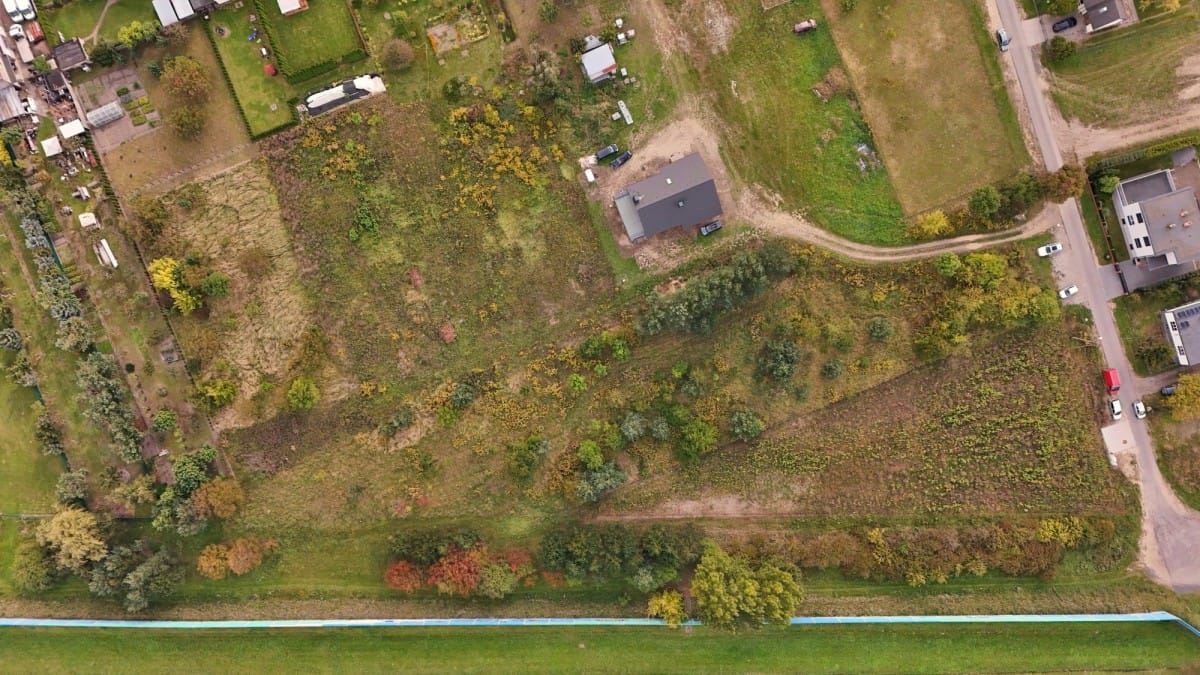 Działka  pokojowe na Sprzedaż