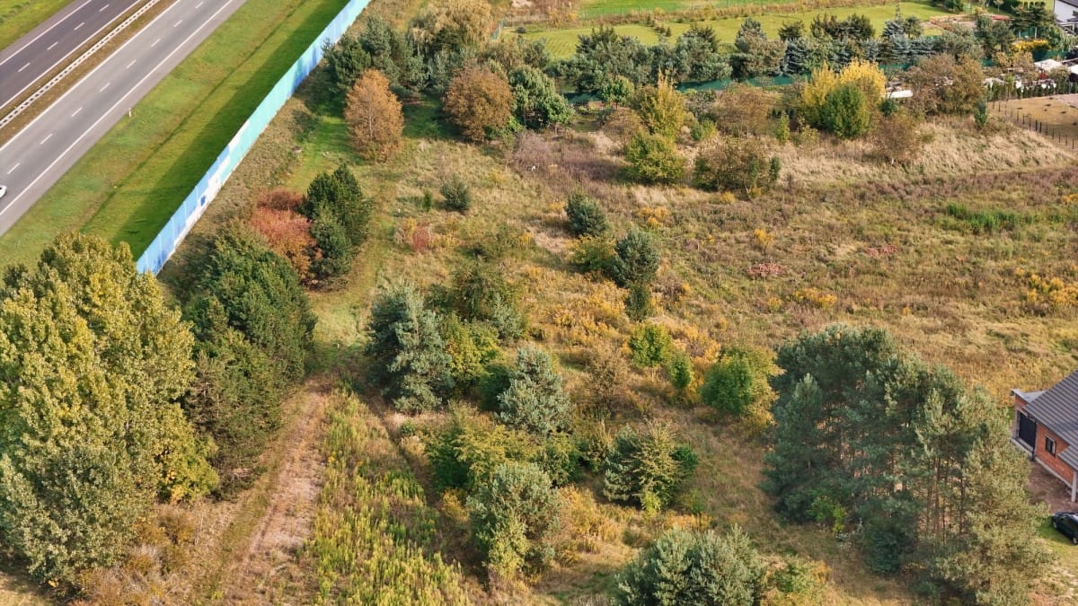 Działka  pokojowe na Sprzedaż