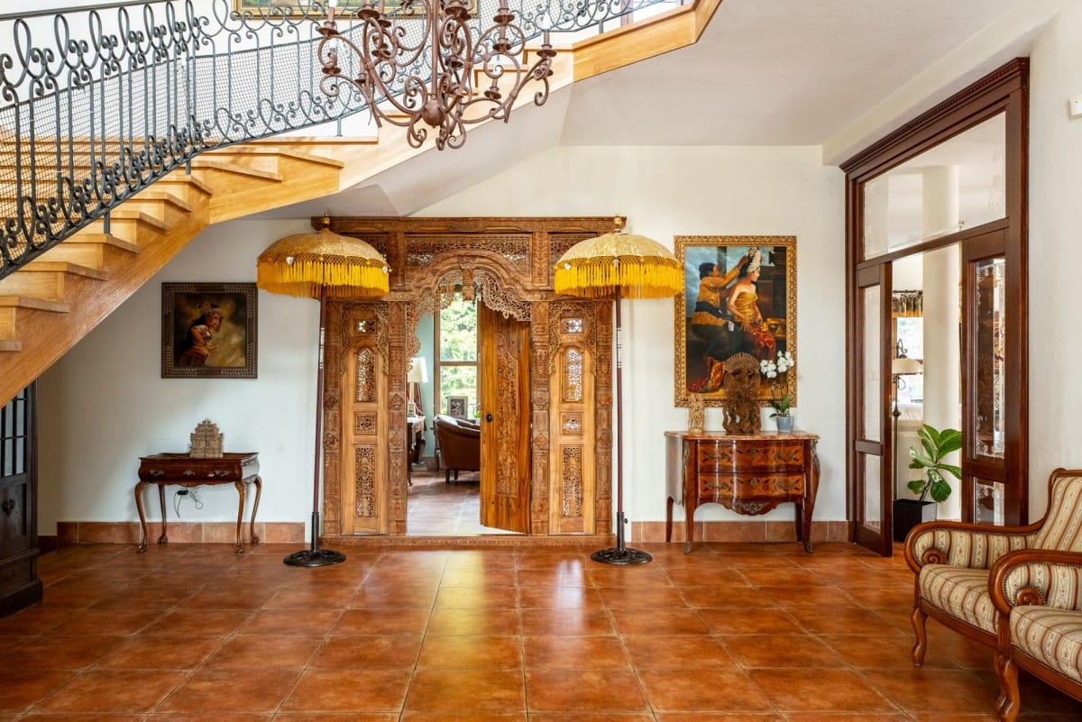 Dom 10 pokojowe na Wynajem