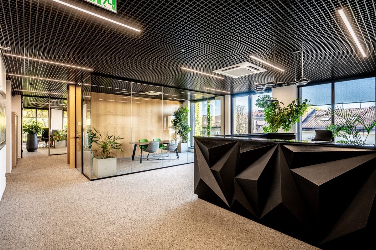 Lokal użytkowy  pokojowe na Sprzedaż