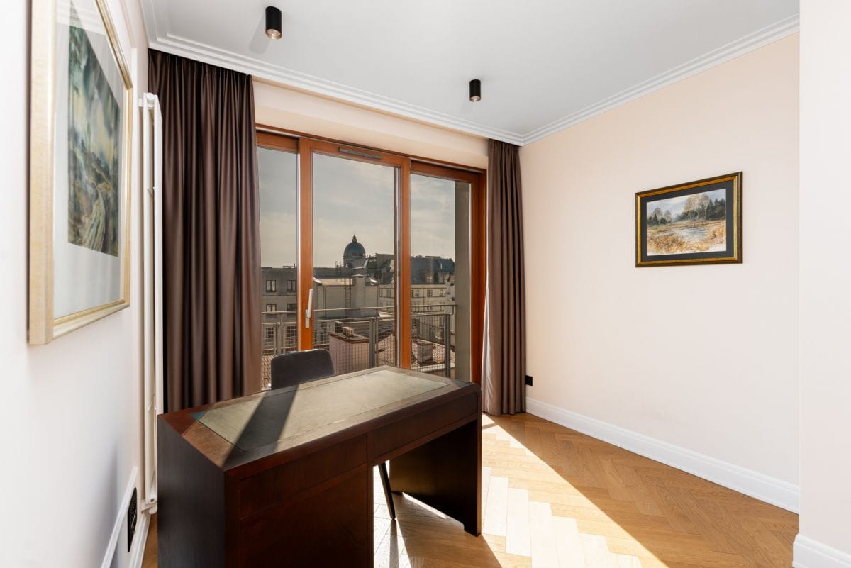 Mieszkanie 3 pokojowe na Sprzedaż