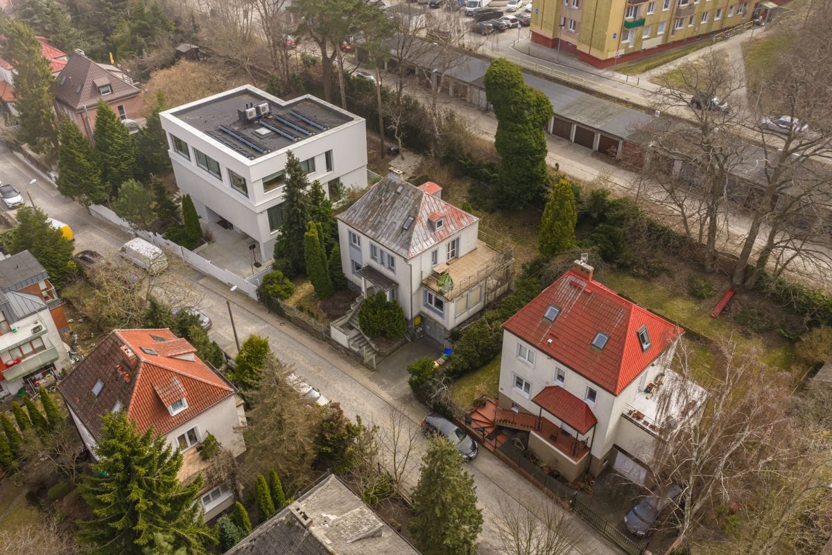 Dom 8 pokojowe na Sprzedaż