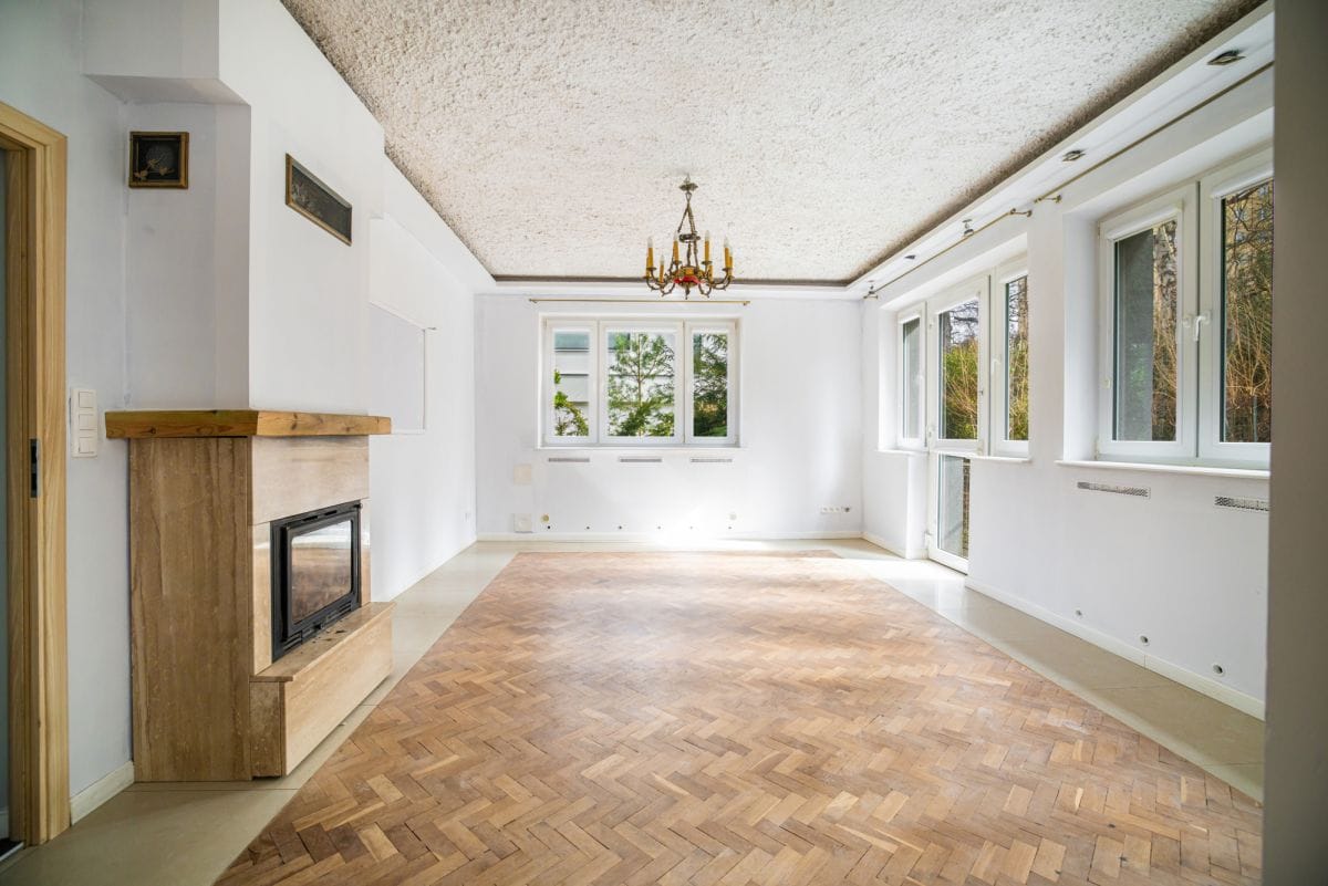 Dom 8 pokojowe na Sprzedaż