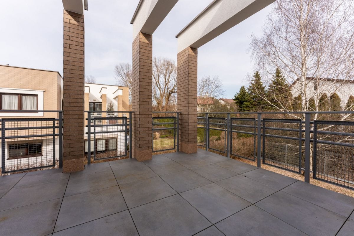 Dom 4 pokojowe na Sprzedaż