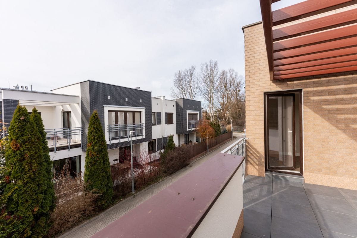 Dom 4 pokojowe na Sprzedaż