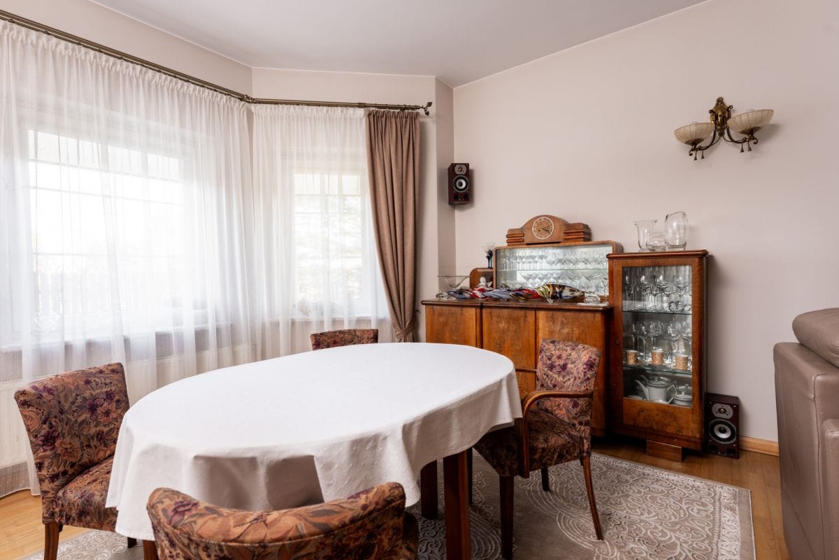 Dom 5 pokojowe na Sprzedaż