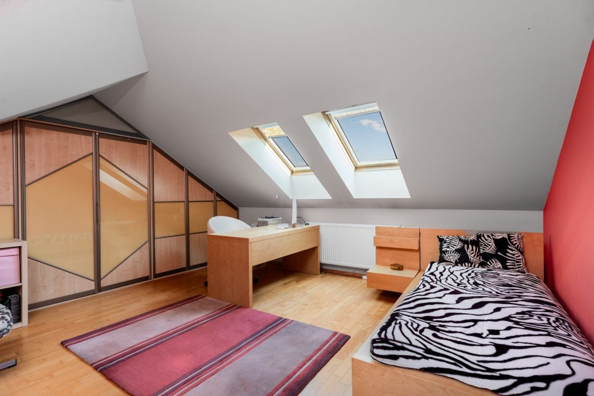 Dom 5 pokojowe na Sprzedaż