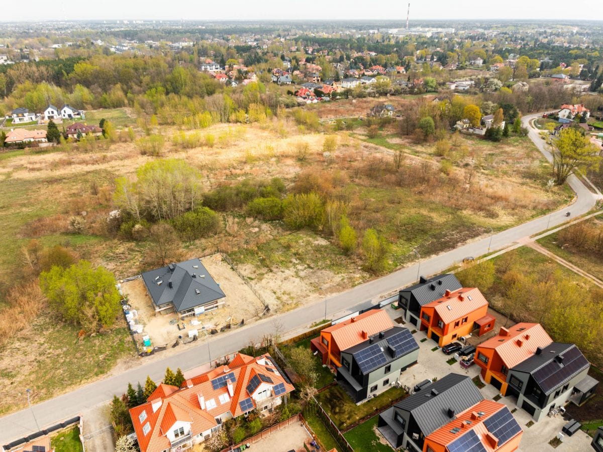 Działka  pokojowe na Sprzedaż