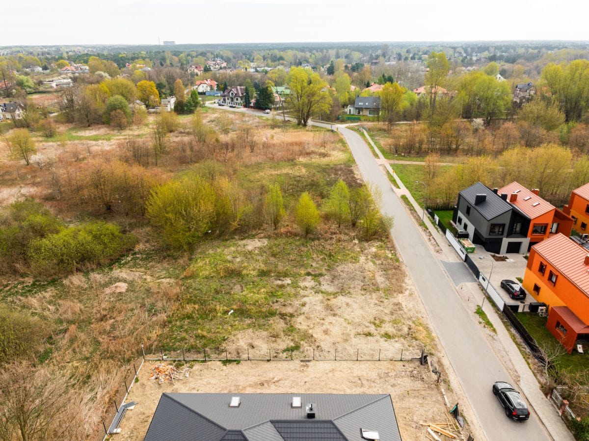 Działka  pokojowe na Sprzedaż