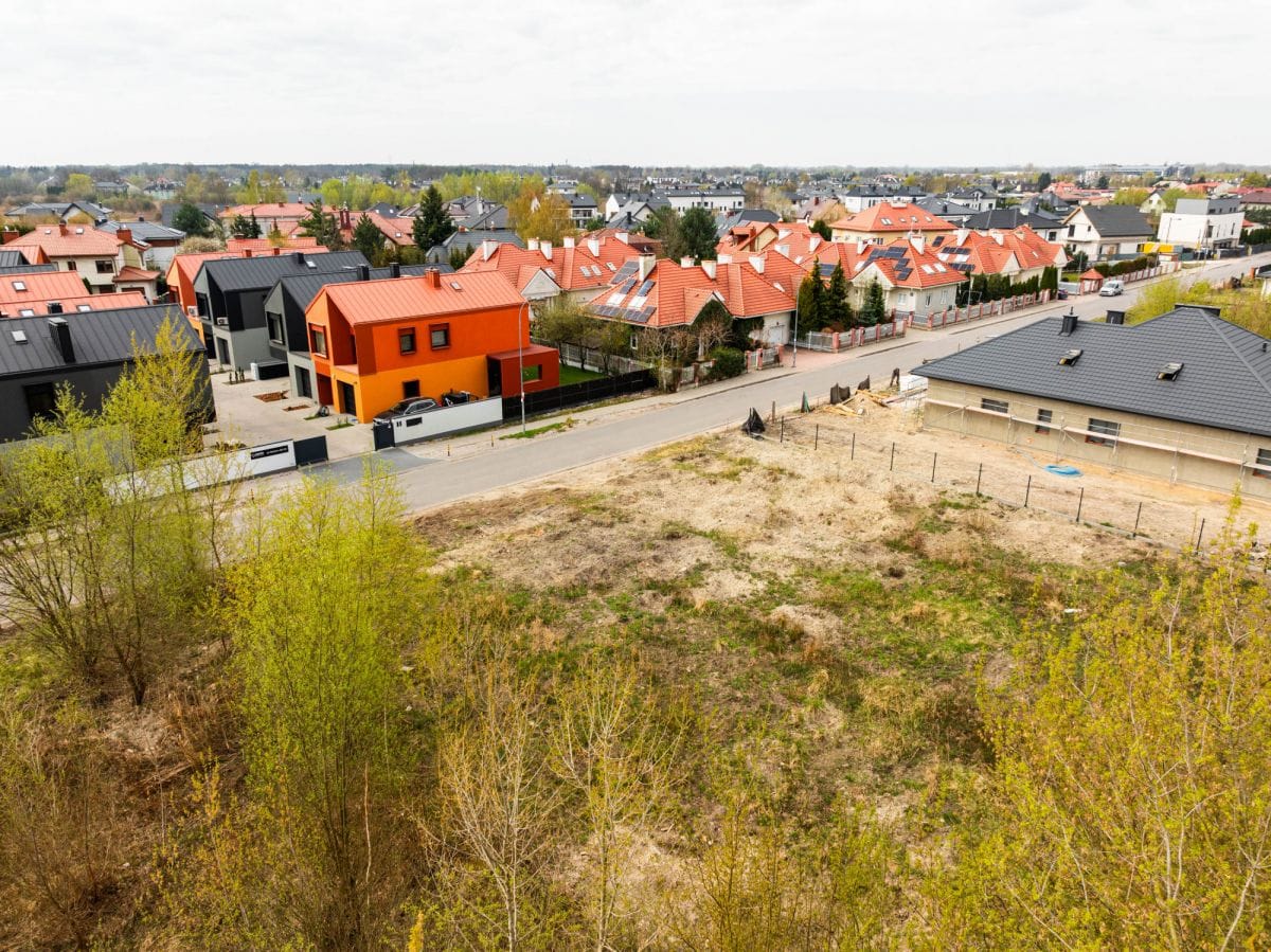 Działka  pokojowe na Sprzedaż