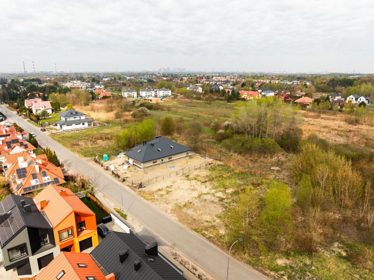 Działka  pokojowe na Sprzedaż