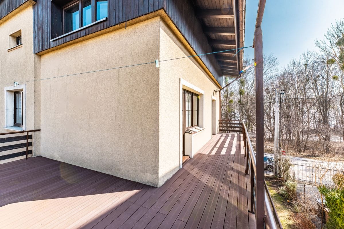 Dom 7 pokojowe na Sprzedaż