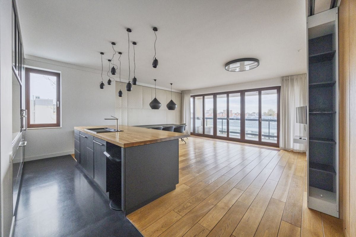 Mieszkanie 5 pokojowe na Wynajem